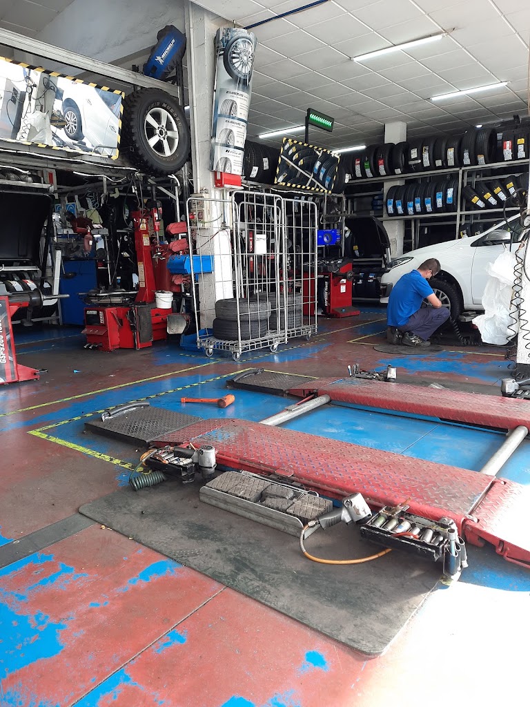 Taller Fast Eco-Pneumatic — Interior