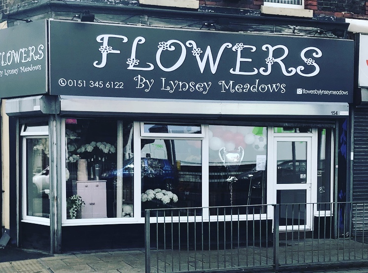 Flowers by Lynsey Meadows