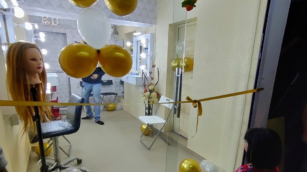 Riyukta Beauty Salon And Makeup Studio