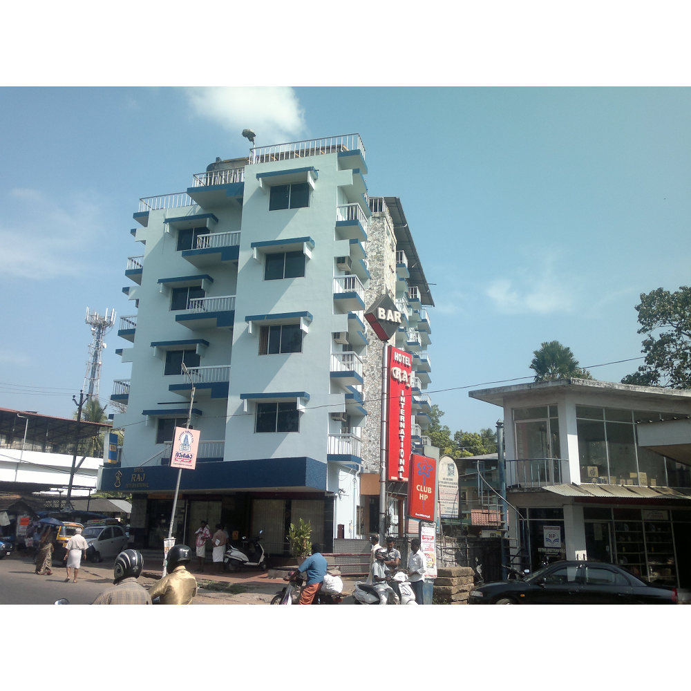 Hotel Raj International