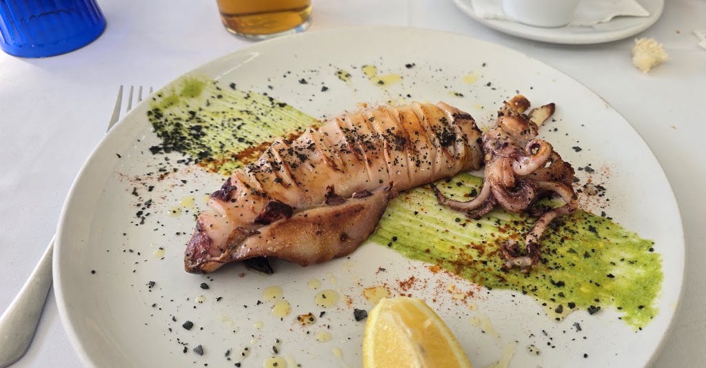 Restaurante La Taberna de Lucia — Comida y bebida