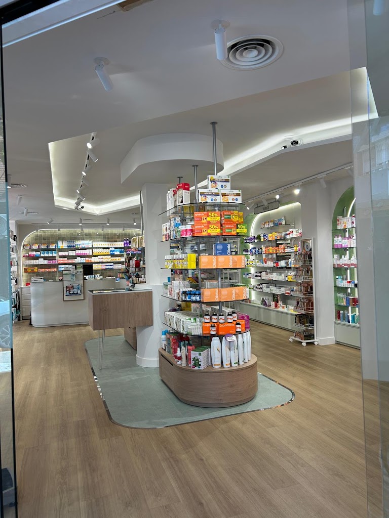 FARMACIA ESTHER COLLADO SANT BOI DE LLOBREGAT — Del propietario