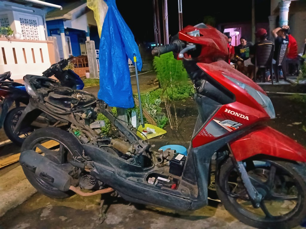 Bengkel Motor L.A.E