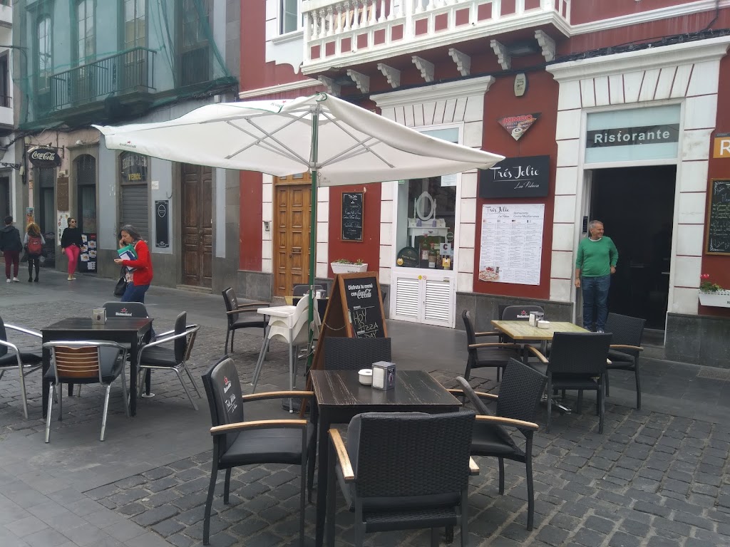 Restaurante Tres Jolie — Ambiente