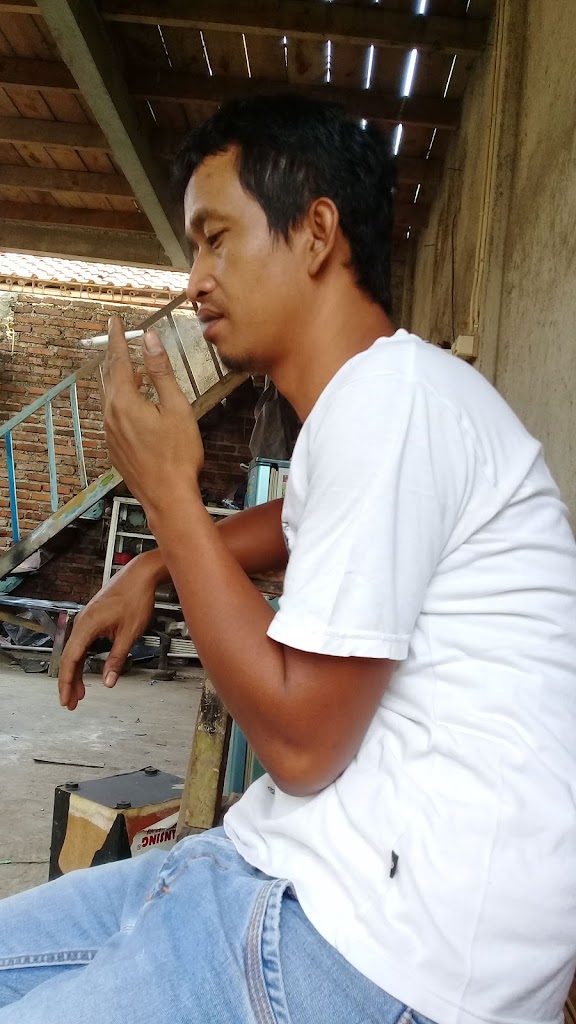 BENGKEL CAT ALDI MOTOR Sumur Bandung dawuan timur Cikampek Rt 01/06