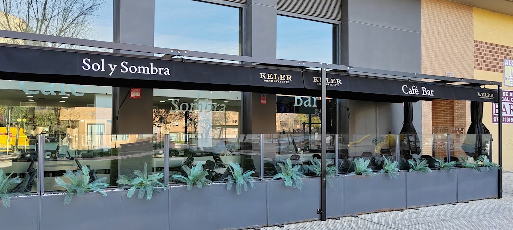 SOL Y SOMBRA CAFE BAR