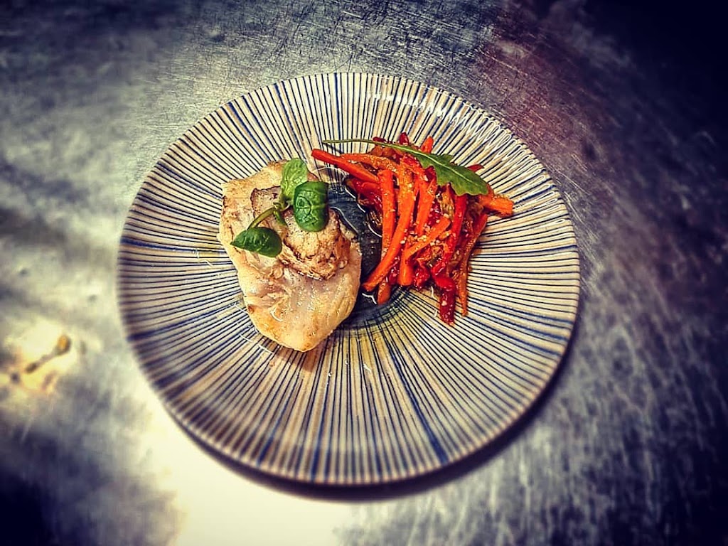 Jarana Gastrobar — Comida y bebida