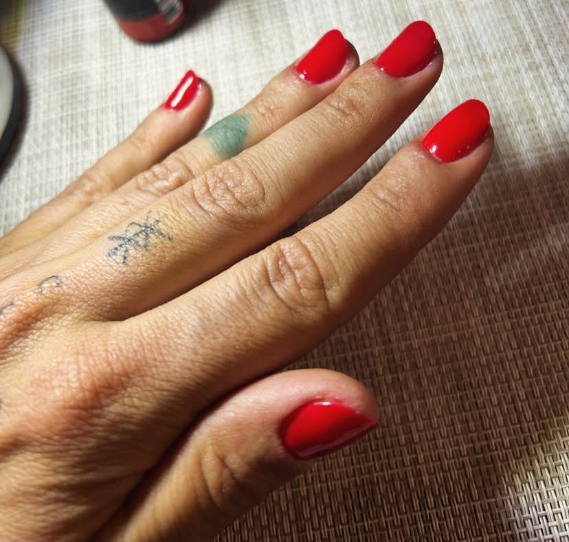Centro de estetica Ana Vazquez — Manicura