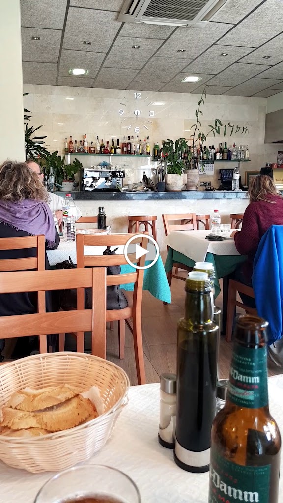 Bar Restaurant El Sindicat — Comida y bebida