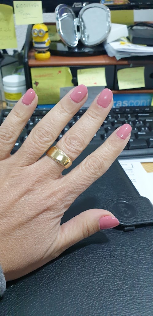 Estetica M.Angeles Gimenez — Manicura