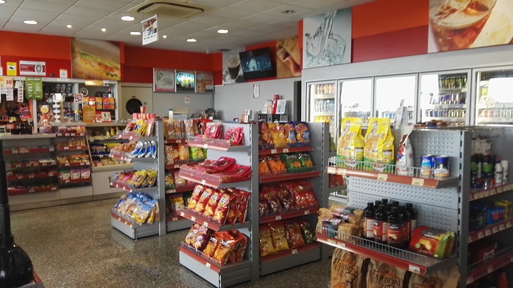 Estacion de Servicio Repsol — Interior