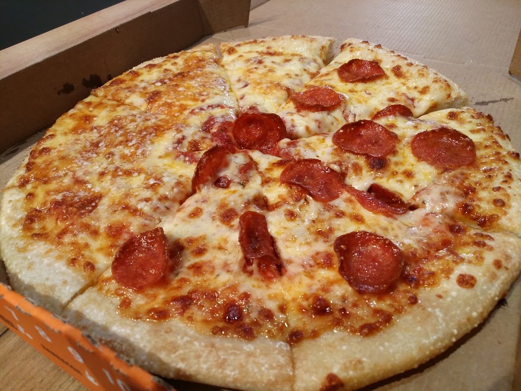 Pizzeria Little Caesars (Santa Coloma) — Comida y bebida