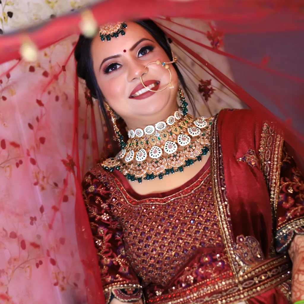 Rashvik Professional Makeup Artist Hair Stylist Best Bridal Makeup Artist