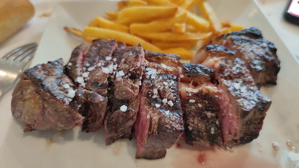 Restaurante Don Pelayo — Comida y bebida