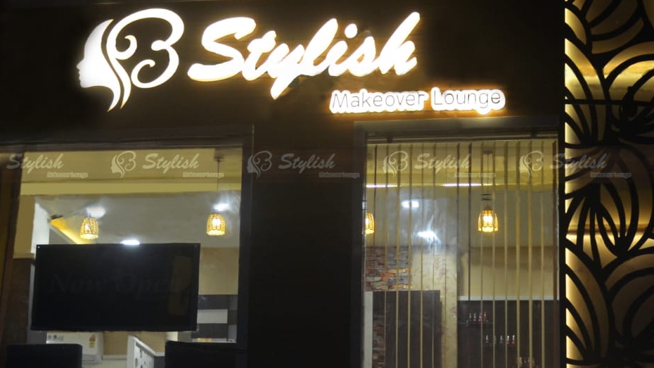 B Stylish Makeover Lounge Only For Ladies