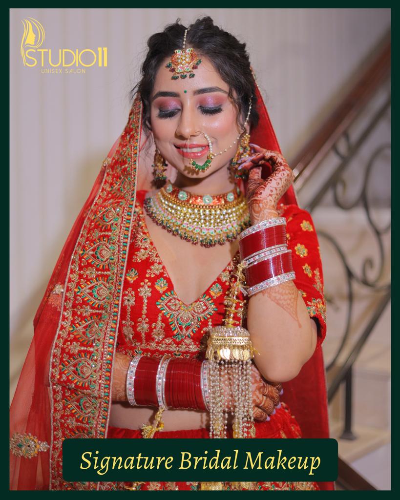 P Studio11 Unisex Salon