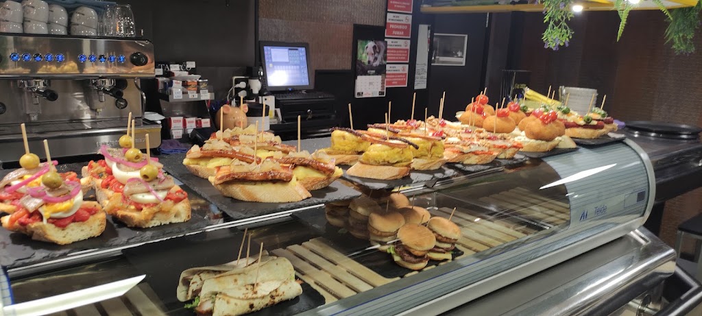 La Taberna del Nomada — Comida y bebida