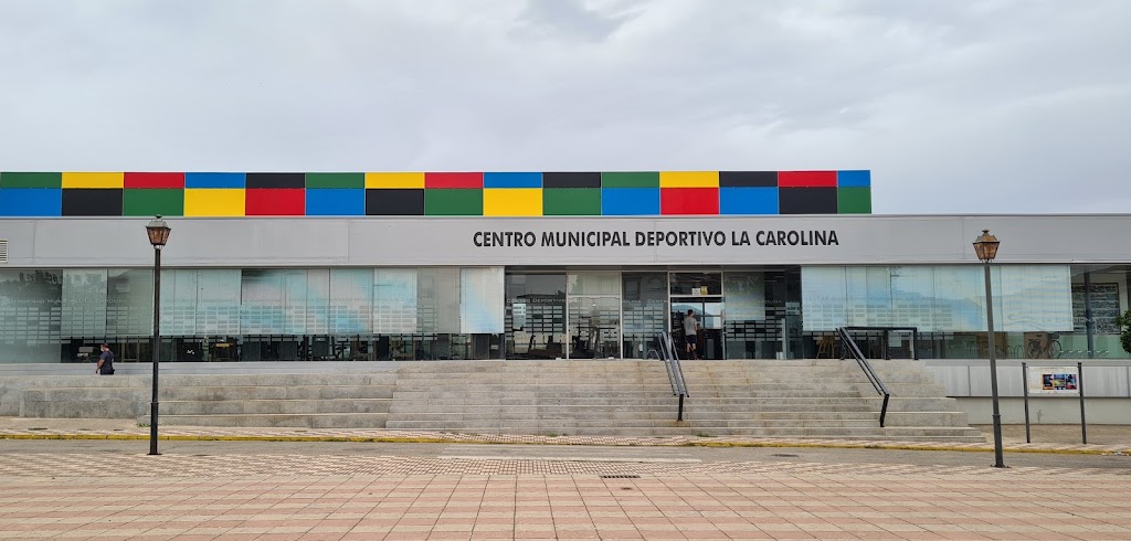 Centro Deportivo Municipal (Piscina cubierta y gimnasio)