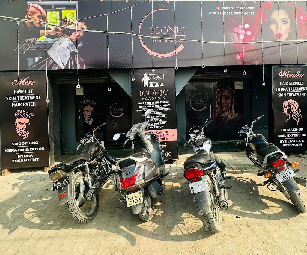 Iconic International Unisex Salon Academy Best Rated