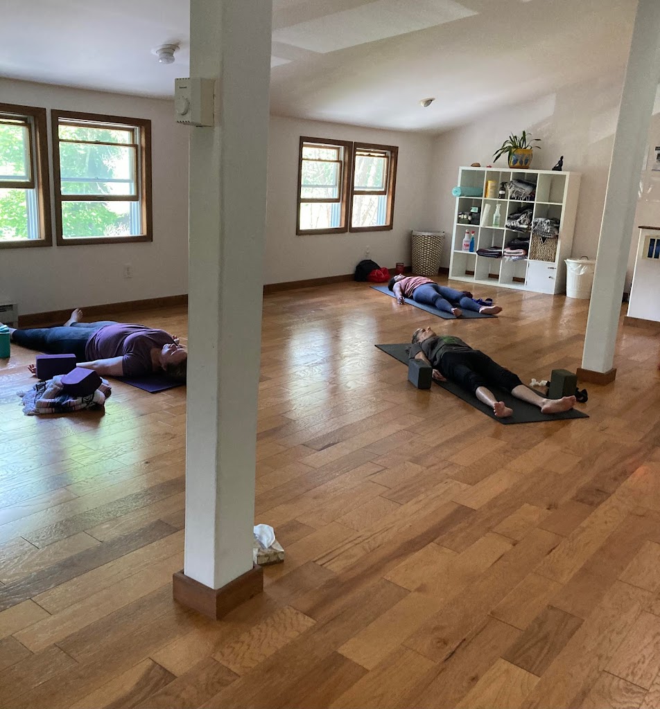  Ananda Ashram Yoga Studio