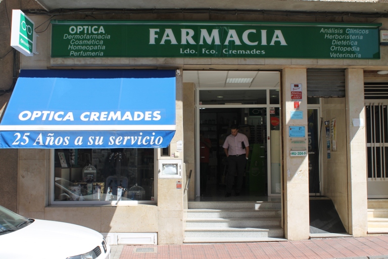 Farmacia Optica Cremades. Parafarmacia.