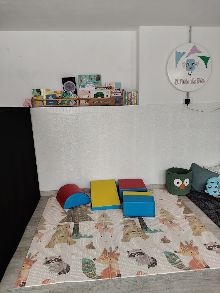 Madre de Dia. El Nido de Pia.