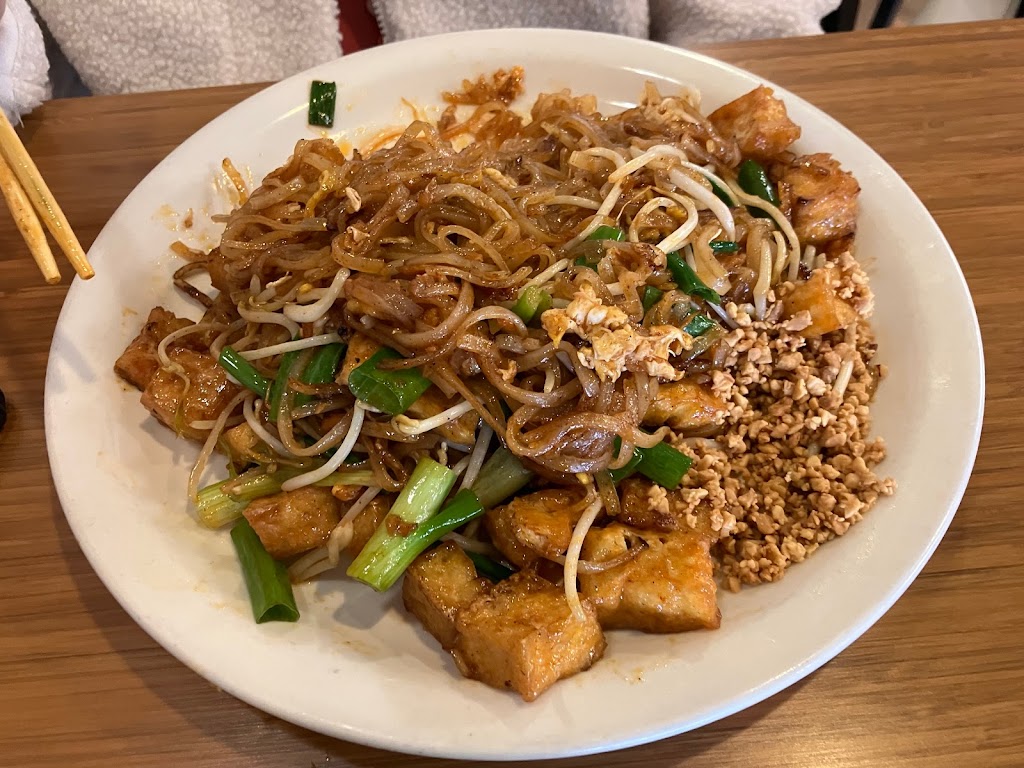 Phaya Thai Street Food
