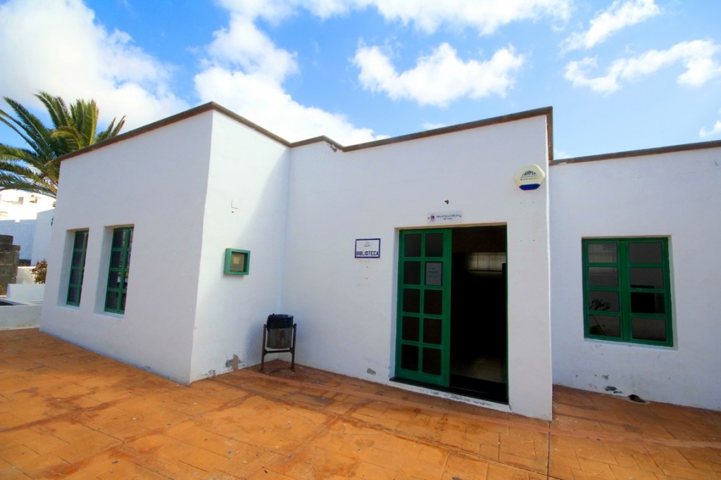 Biblioteca Publica de Tias