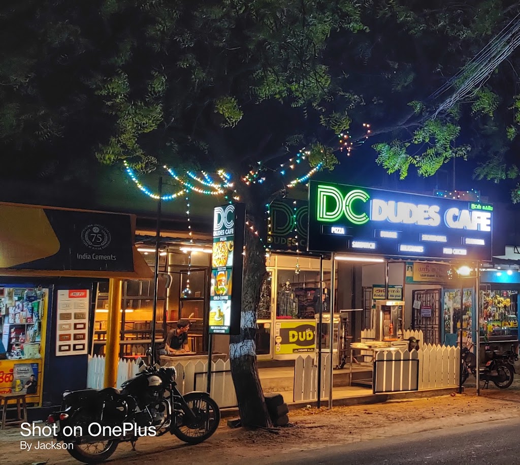 Dudes Cafe