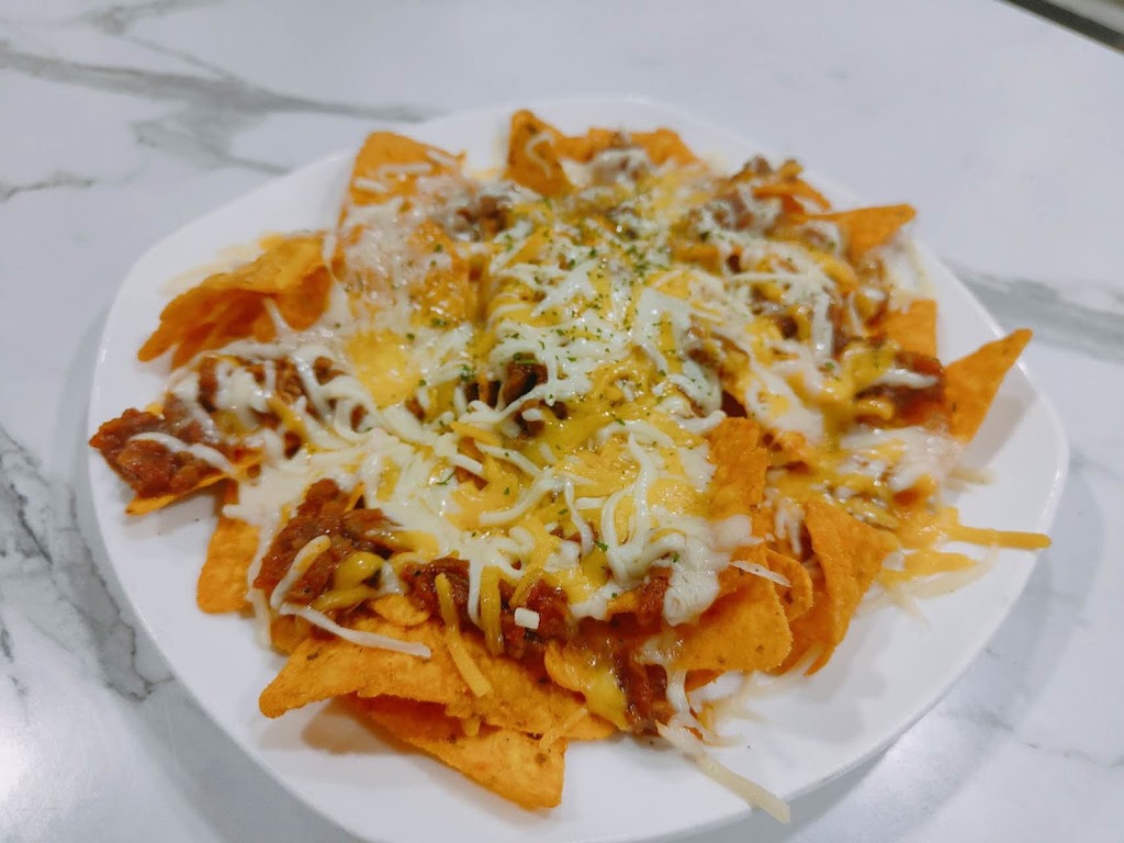 Ming Bar restaurant — Comida y bebida