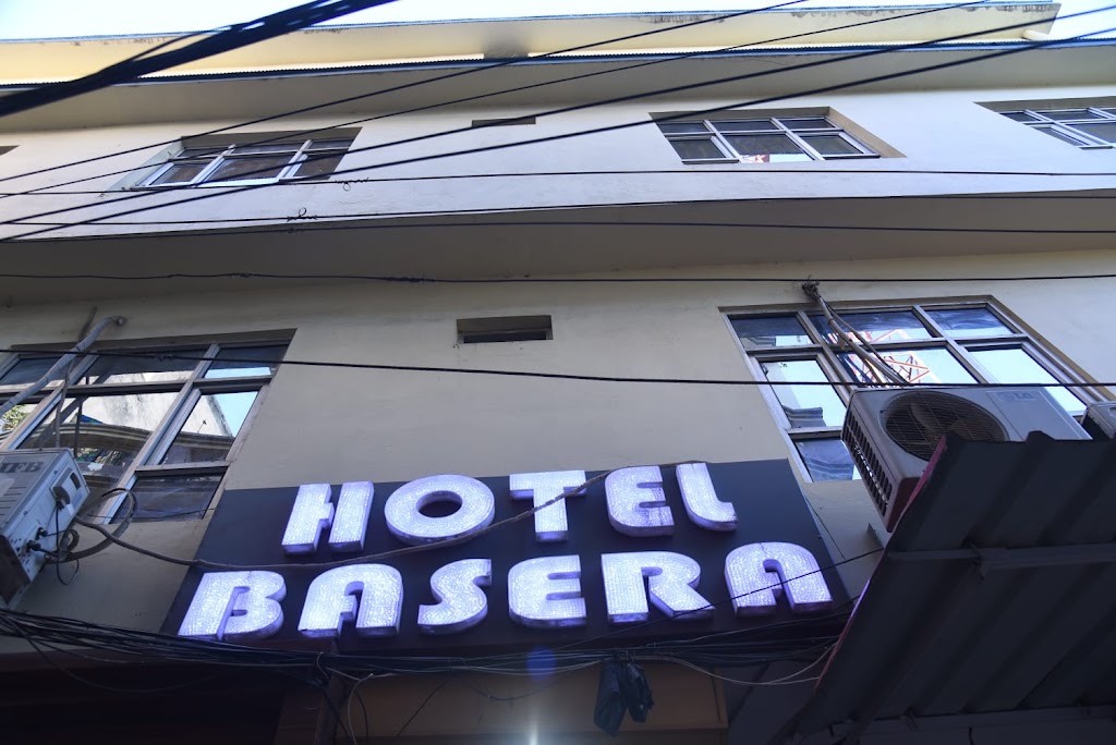 Hotel Basera