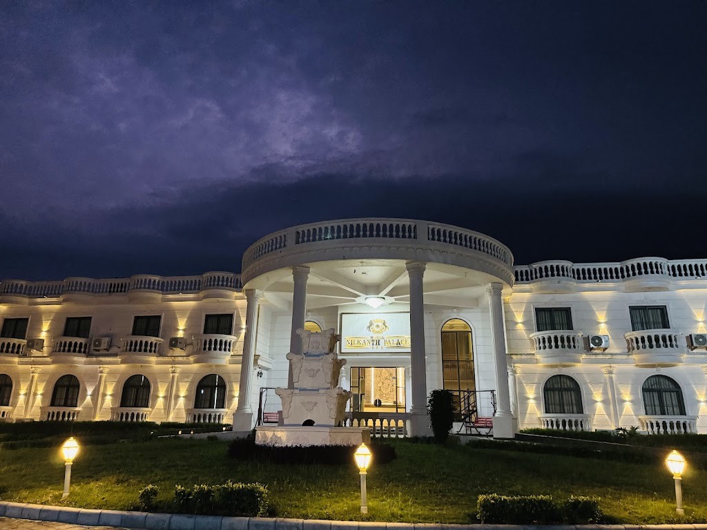 Hotel Nilkanth Palace