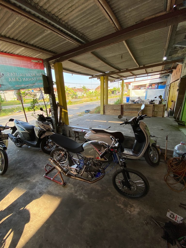 Bengkel Sandy Motor