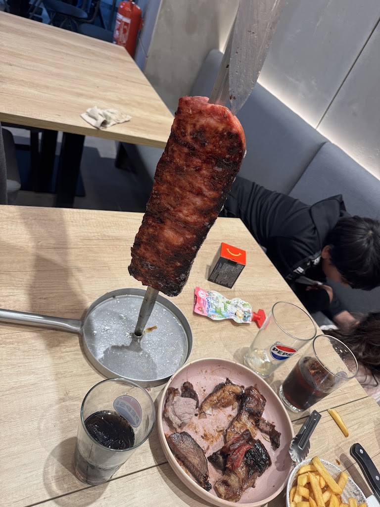 Restaurante Brasaylena Nevada — Churrasco