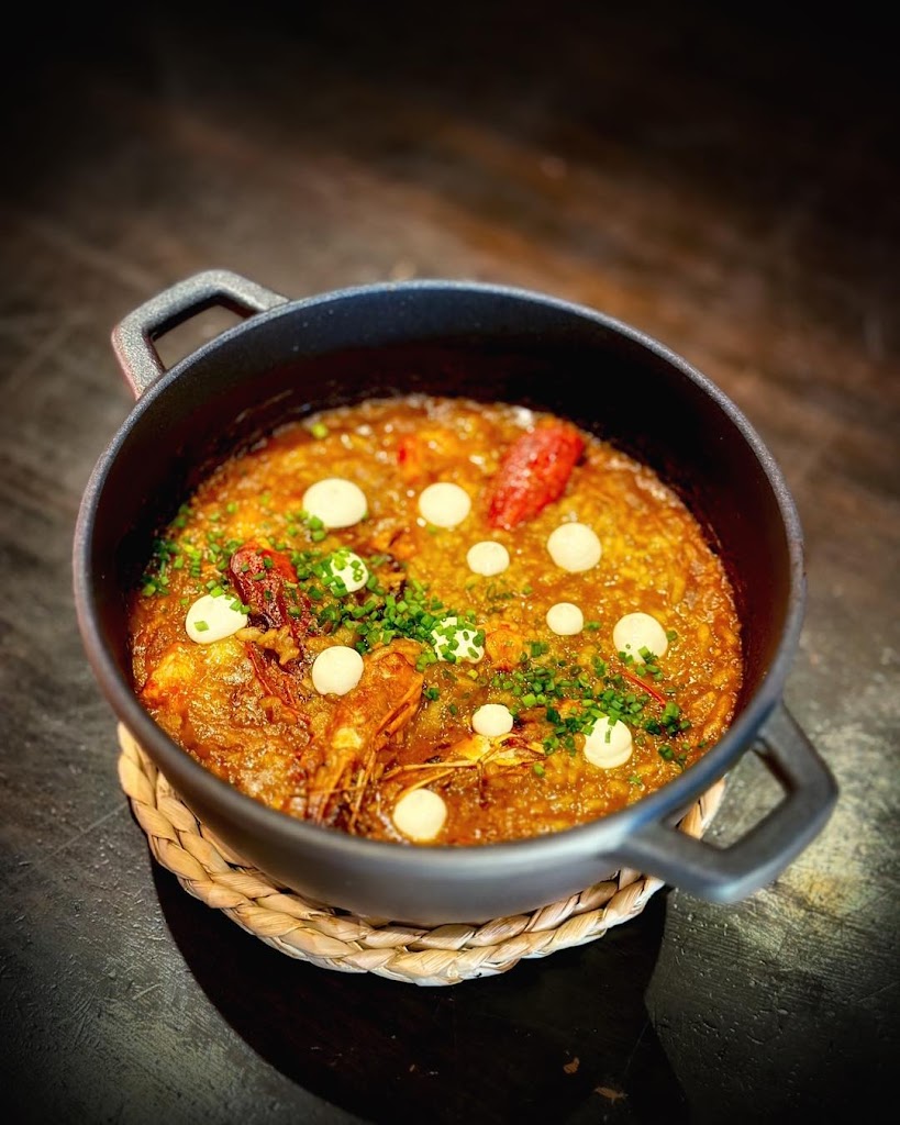 BiraBola Restaurante — Comida y bebida