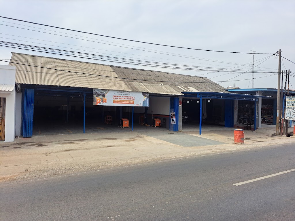 Shell Helix Autocare Tinggar Motor