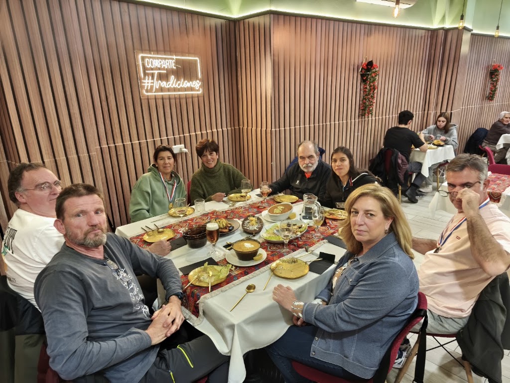Tradiciones Peruanas pisco bar — Ambiente