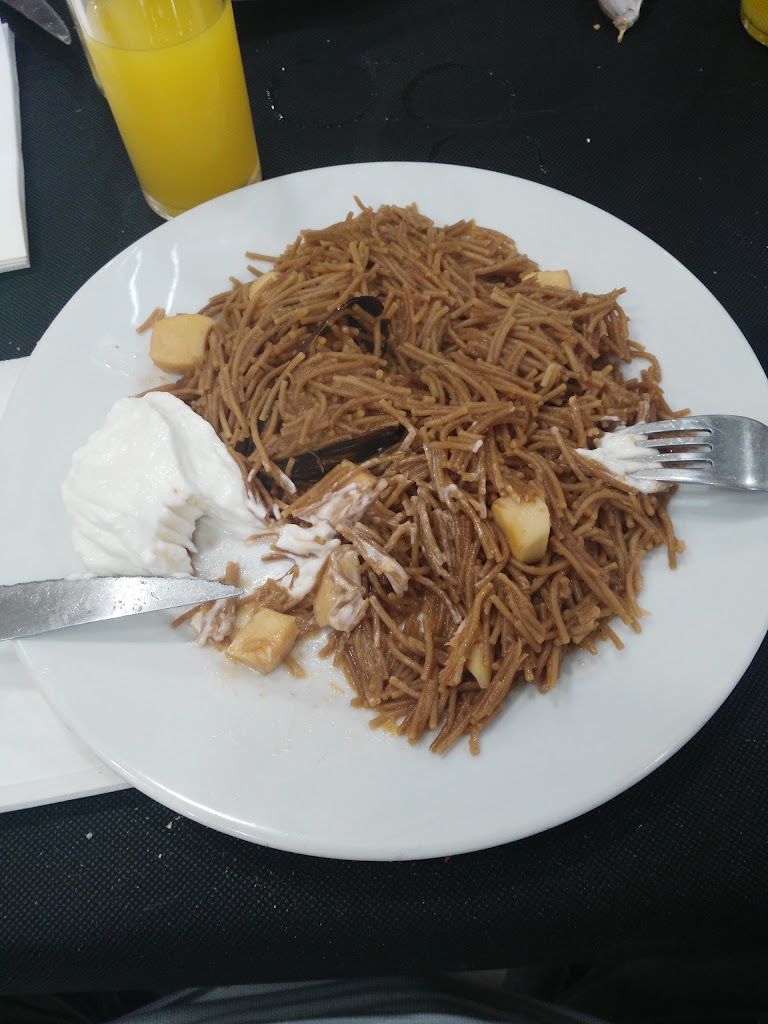 Pepito Esport — Comida y bebida