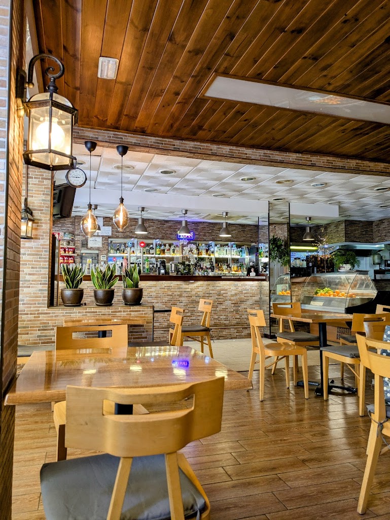 Cosmopolita Cafeteria-Pizzeria