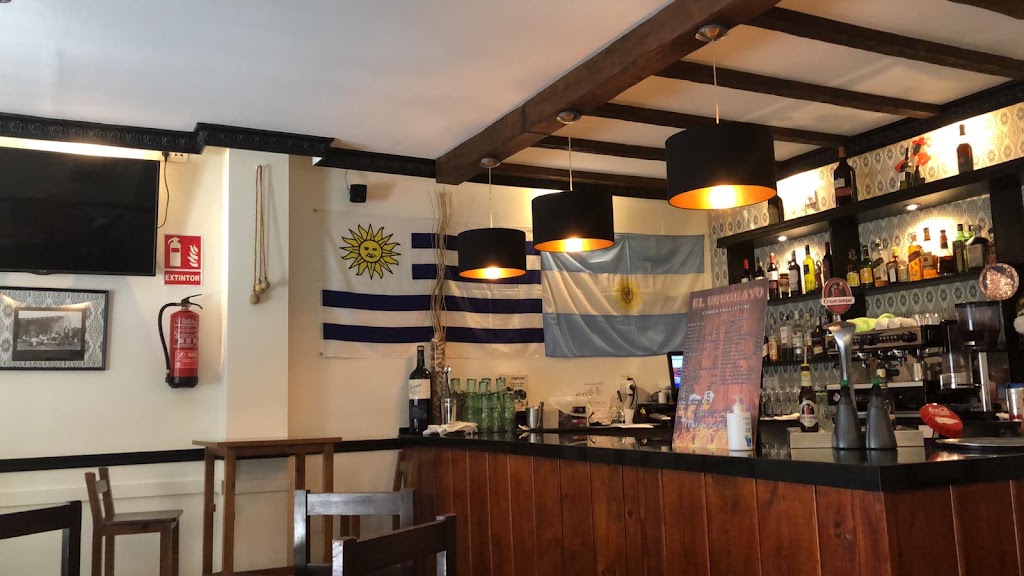 Restaurante El Uruguayo,grill,asador — Ambiente