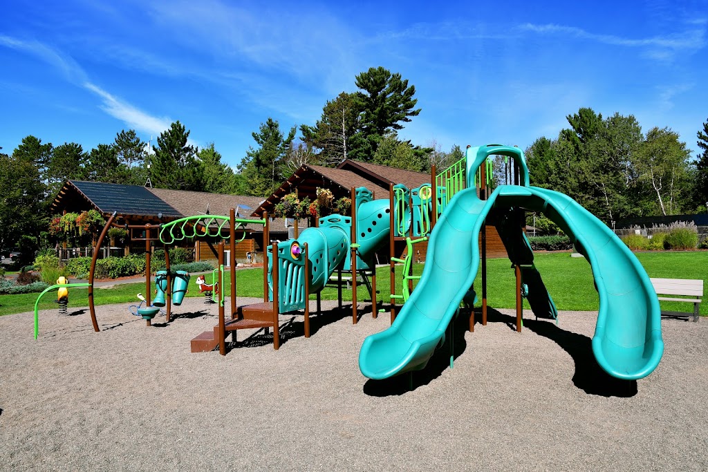  Treeland Resorts & Restaurant