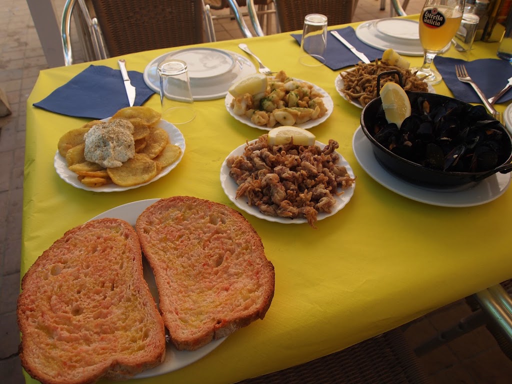 Can Margarit — Comida y bebida