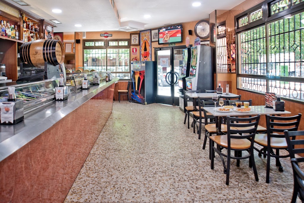 Bar VICO'S cafe — Ambiente