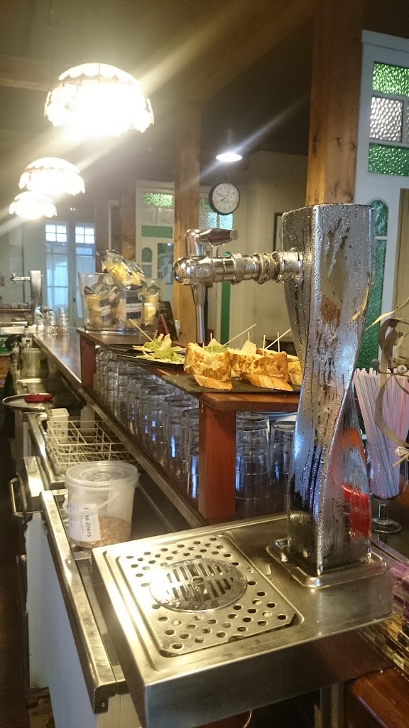 LaTaska — Comida y bebida
