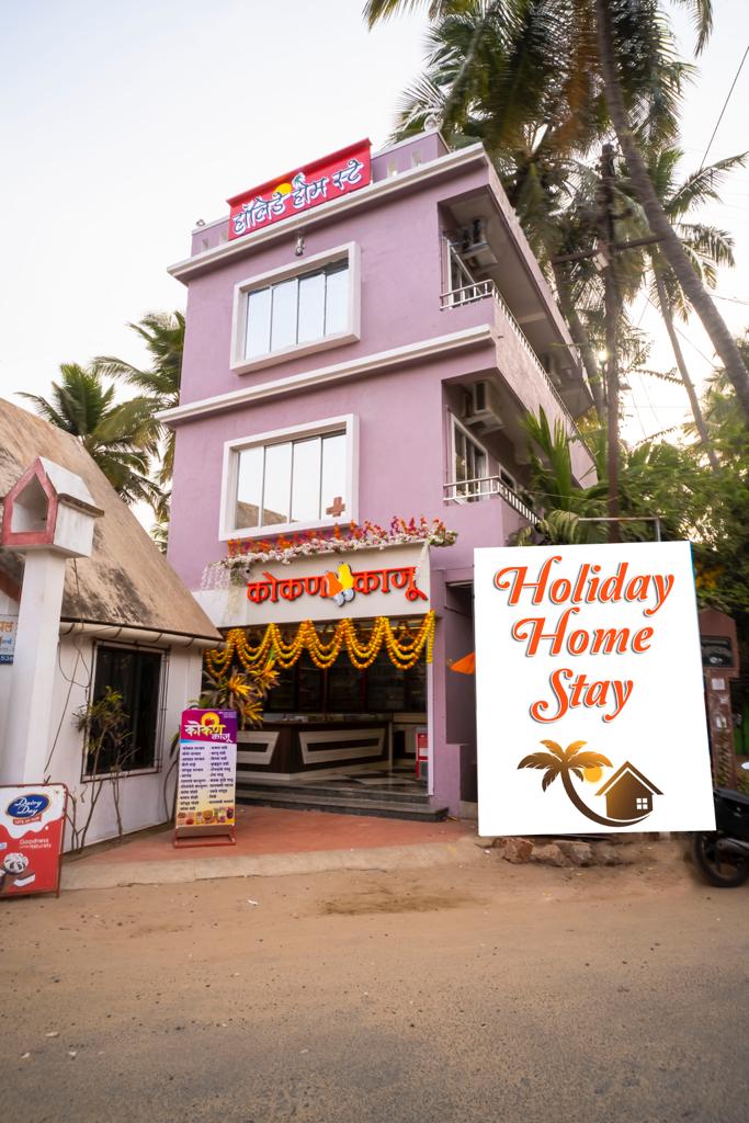 Holiday Homestay Malvan