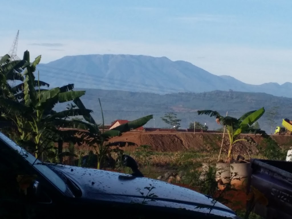 Bengkel mobil panggilan Ahmad