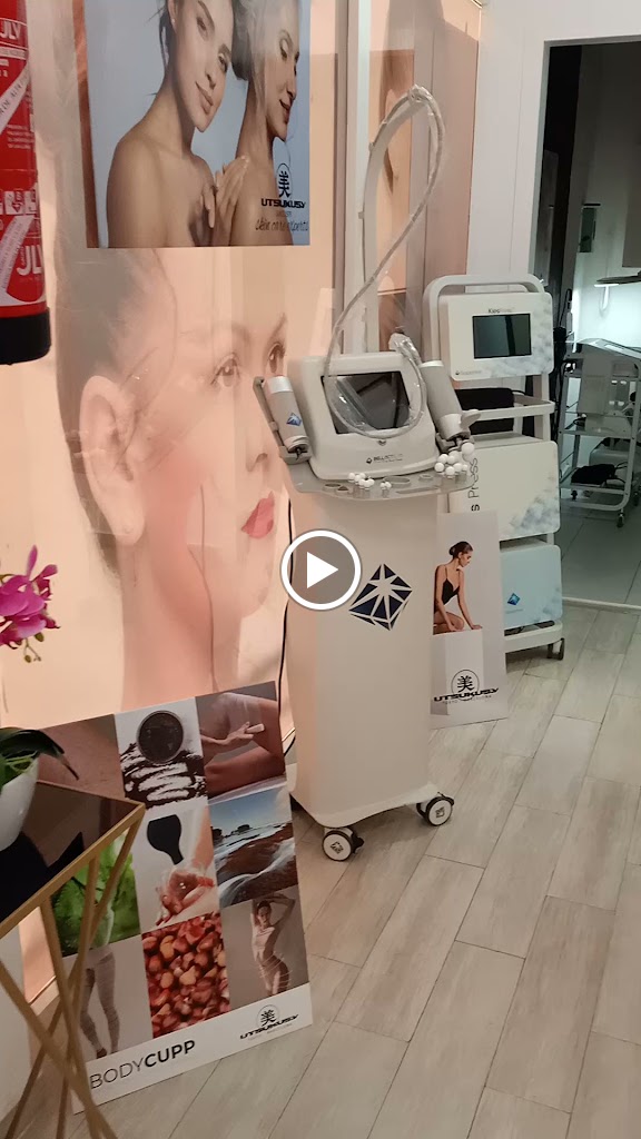 Rudith Reque Clinica Estetica — Videos