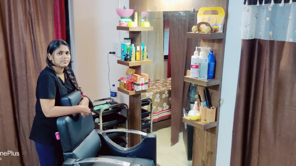 Be For U Beauty Parlour