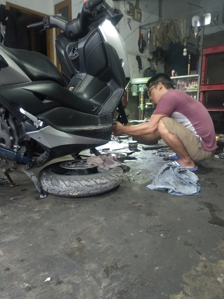 Bengkel Naufal Motor