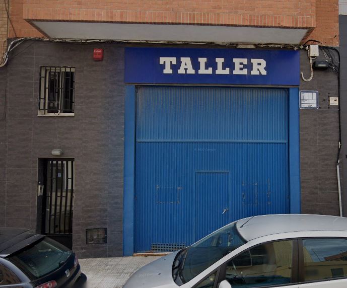 Taller The Mechanic Automocion — Exterior